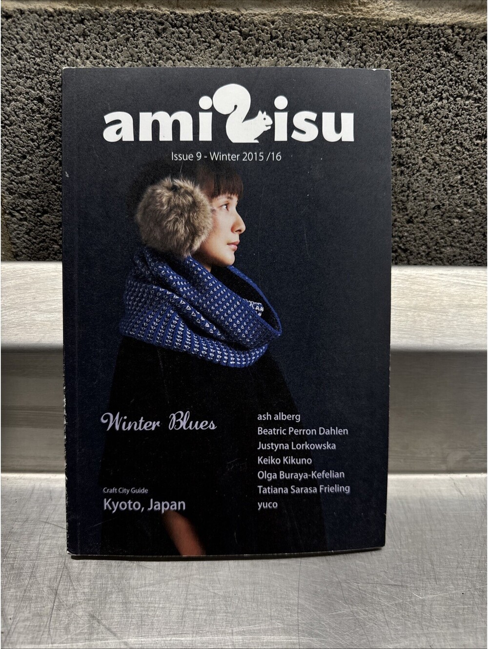 amirisu Issue 9 Winter 2015/16 / Winter Blues / USED - GOOD